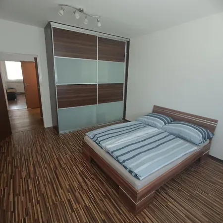 2 Izbovy Apartmán Nitra
